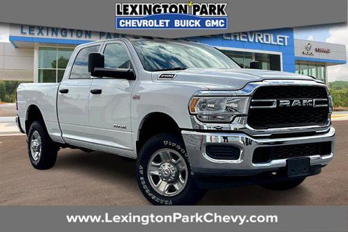 2021 RAM 2500 Tradesman Crew Cab 4x4 6'4' Box