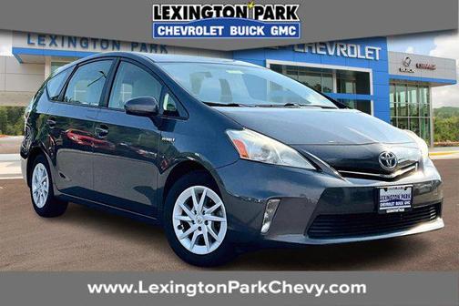 2013 Toyota Prius v Two