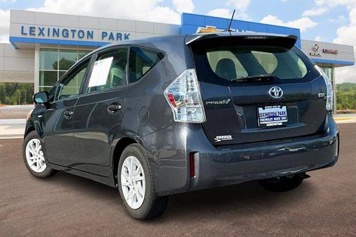 2013 Toyota Prius v Two