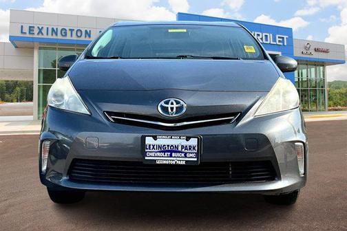 2013 Toyota Prius v Two
