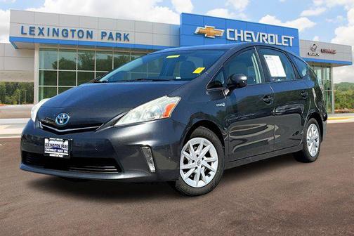 2013 Toyota Prius v Two