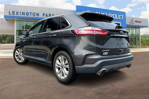 2020 Ford Edge Titanium