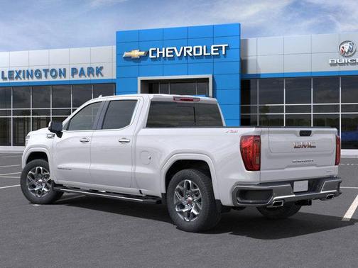 2025 GMC Sierra 1500 SLT