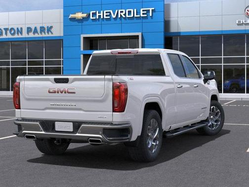 2025 GMC Sierra 1500 SLT