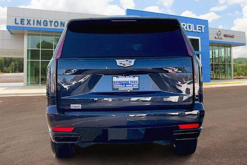 2022 Cadillac Escalade ESV Sport