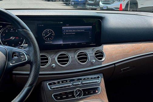 2018 Mercedes-Benz E-Class 4MATIC