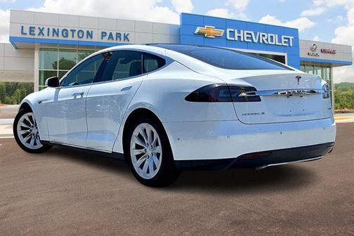 2016 Tesla Model S 70D