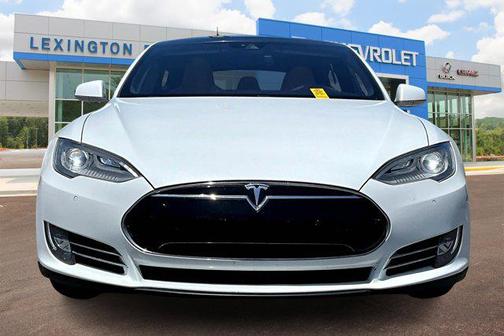2016 Tesla Model S 70D