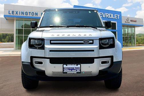 2024 Land Rover Defender 110 P400 S