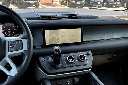 2024 Land Rover Defender 110 P400 S