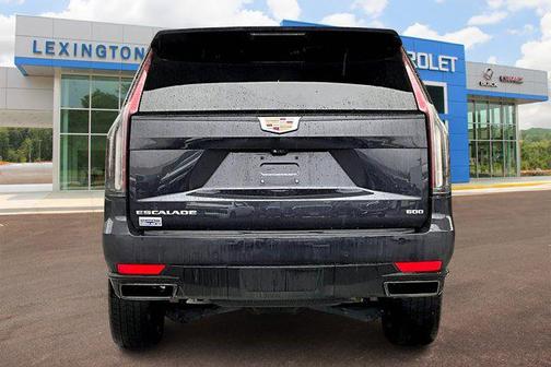 2022 Cadillac Escalade Sport