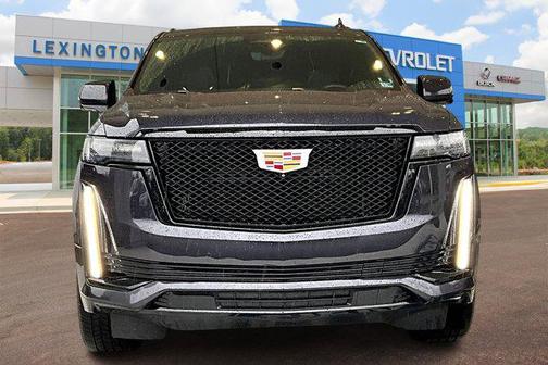 2022 Cadillac Escalade Sport