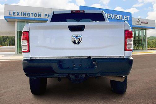 2022 RAM 3500 Tradesman Crew Cab 4x2 8' Box