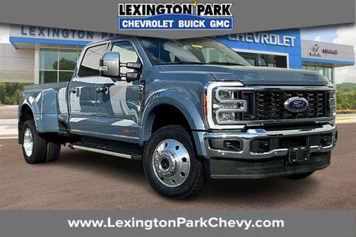 2023 Ford F-450 Lariat