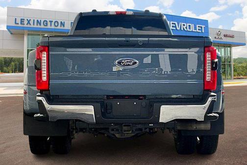 2023 Ford F-450 Lariat