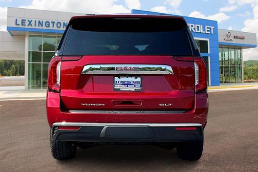 2023 GMC Yukon XL SLT