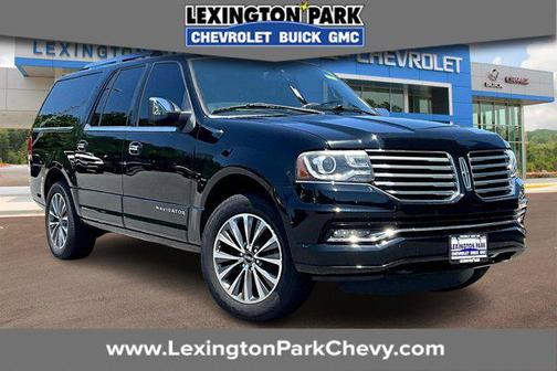 2016 Lincoln Navigator Select