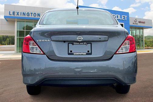 2019 Nissan Versa 1.6 S