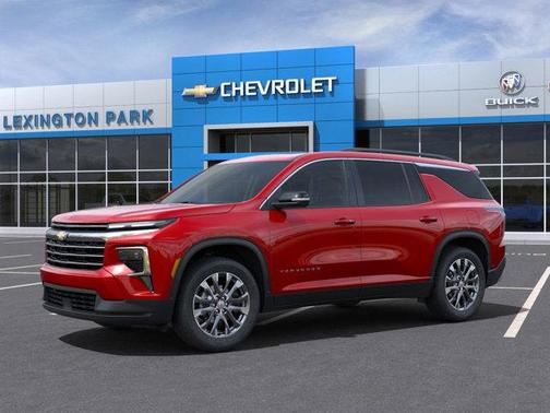 2025 Chevrolet Traverse LT