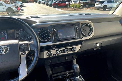 2016 Toyota Tacoma SR5