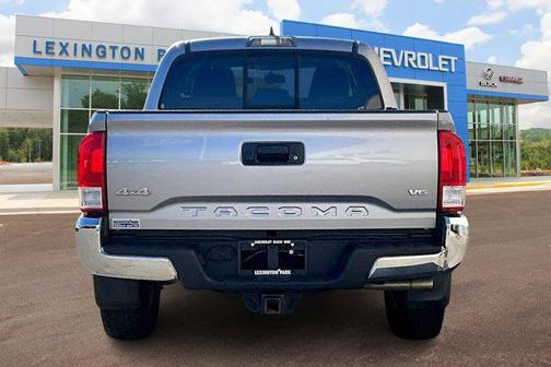 2016 Toyota Tacoma SR5