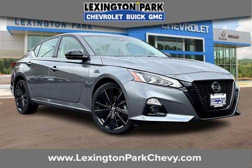 2022 Nissan Altima SR Intelligent AWD