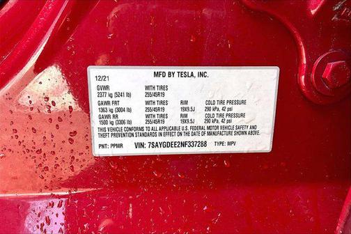 2022 Tesla Model Y Long Range Dual Motor All-Wheel Drive