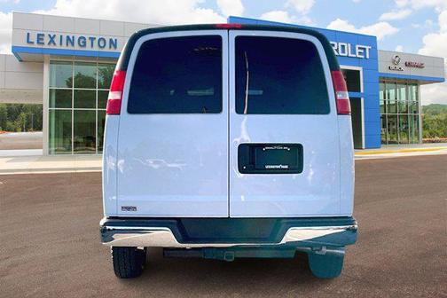 2018 Chevrolet Express 2500 LT