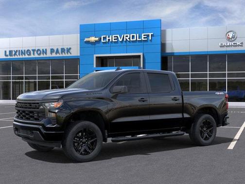 2025 Chevrolet Silverado 1500 Custom