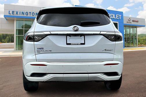 2022 Buick Enclave AWD Avenir