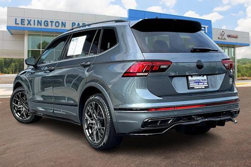 2022 Volkswagen Tiguan 2.0T SE R-Line Black