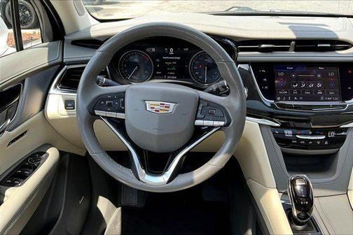 2020 Cadillac XT6 Premium Luxury AWD