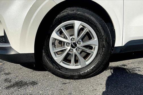 2022 Kia Carnival LXS