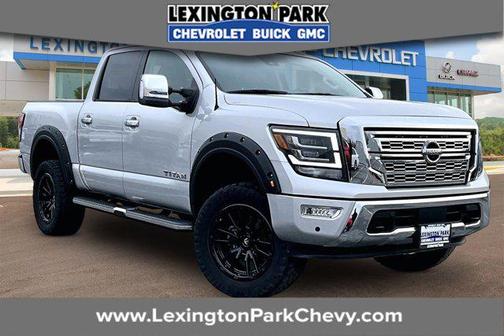 2021 Nissan Titan SL