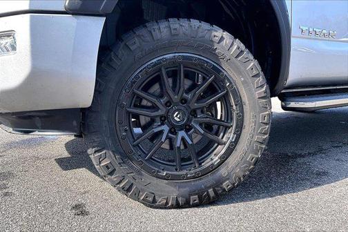 2021 Nissan Titan SL