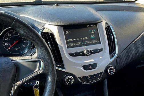 2016 Chevrolet Cruze LS Auto