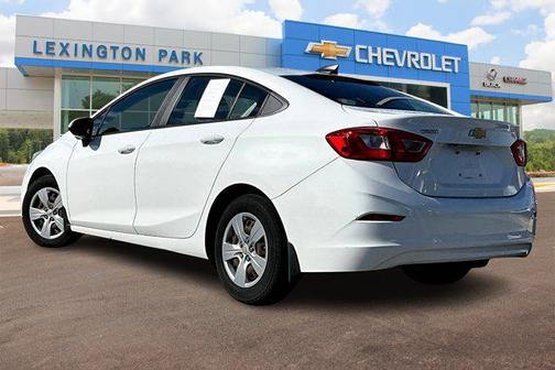 2016 Chevrolet Cruze LS Auto