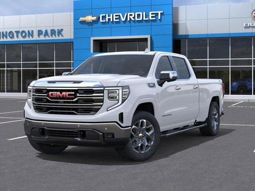 Glacier White Tricoat 2026 GMC Sierra 1500 SLT