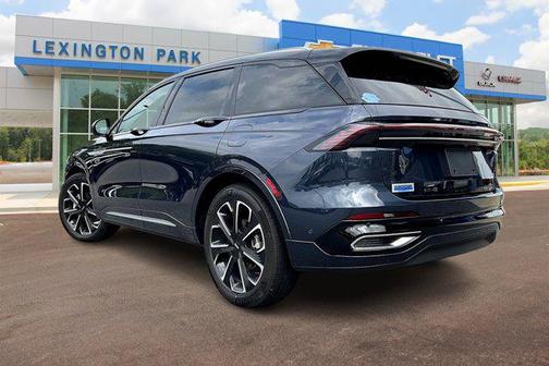 2024 Lincoln Nautilus Reserve