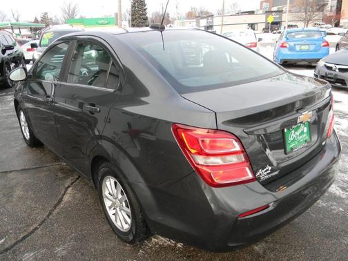 2017 Chevrolet Sonic LT