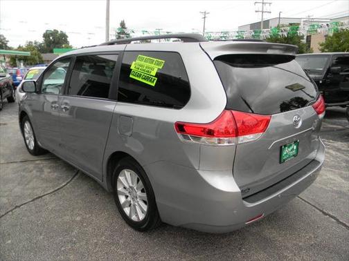 2013 Toyota Sienna XLE