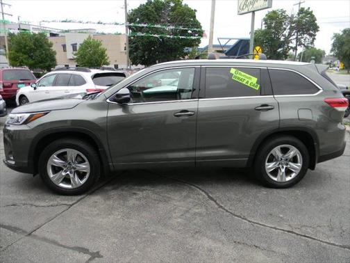 2017 Toyota Highlander Limited