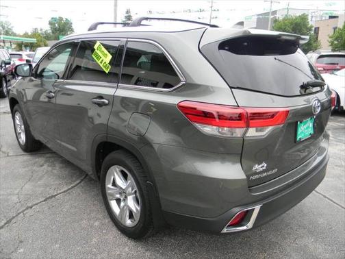 2017 Toyota Highlander Limited