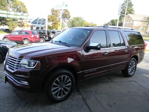 2015 Lincoln Navigator Base