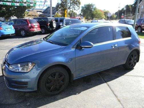 2015 Volkswagen Golf Launch Edition 2-Door