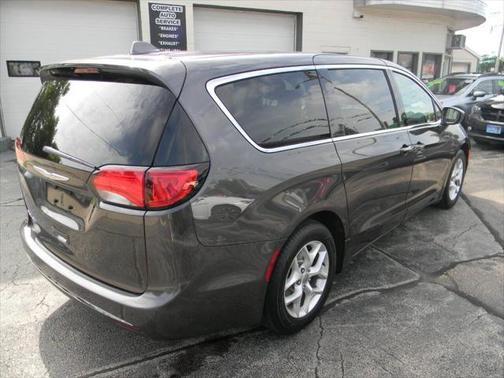 2018 Chrysler Pacifica Touring Plus