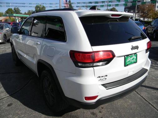 2016 Jeep Grand Cherokee Laredo
