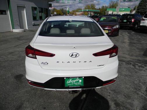 2020 Hyundai ELANTRA Limited