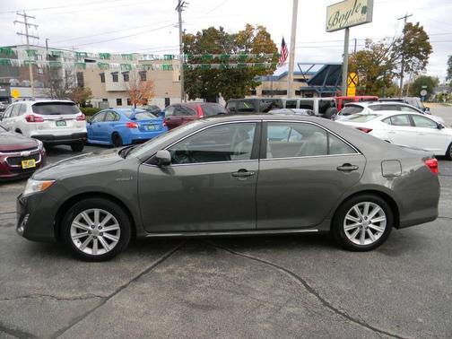 2012 Toyota Camry Hybrid XLE