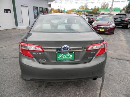 2012 Toyota Camry Hybrid XLE